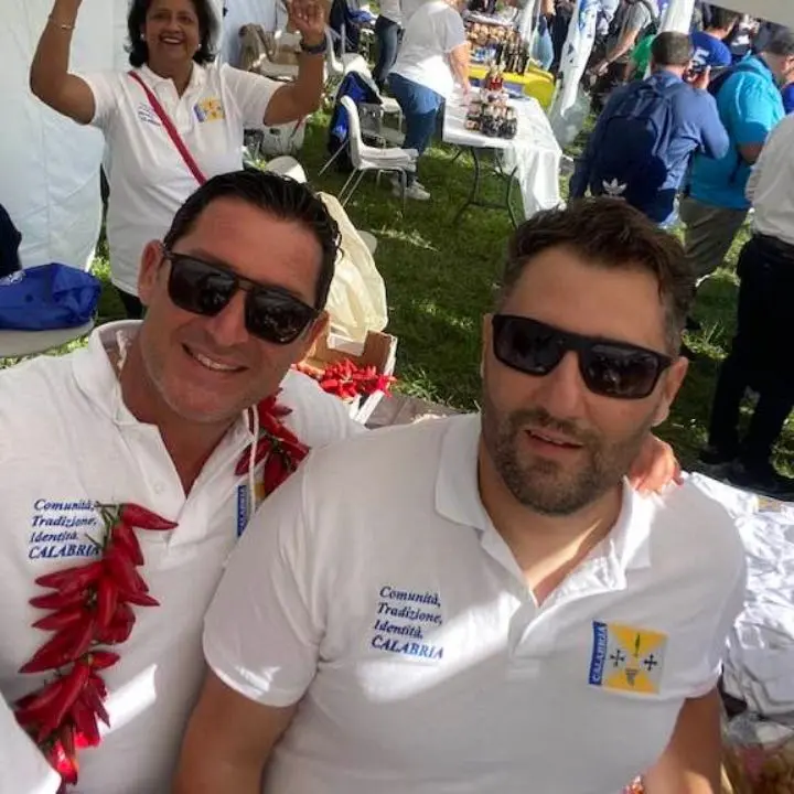 A Pontida il mega raduno della Lega, sul pratone anche uno stand di prodotti tipici calabresi