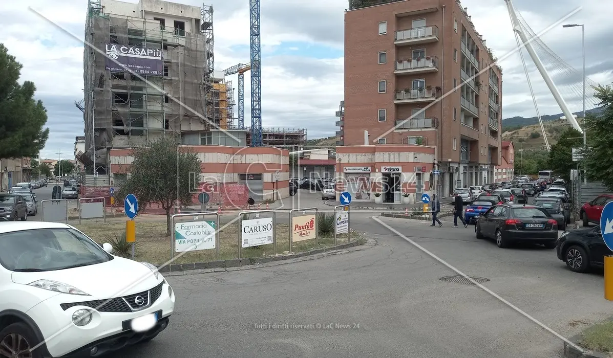 Rinvenute 6 tombe di epoca romana durante dei lavori nel centro di Cosenza: recuperate dalla Soprintendenza