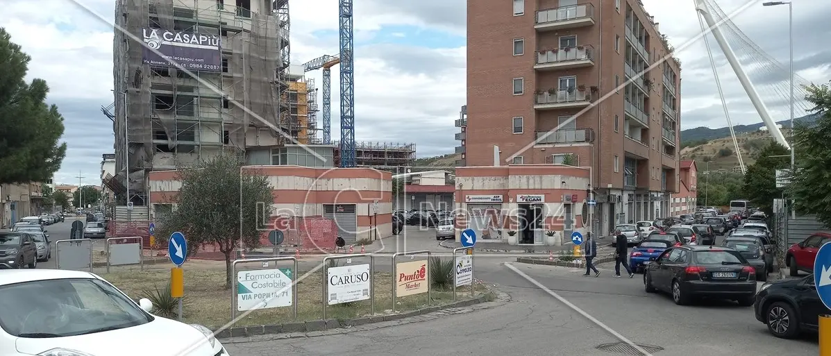 Rinvenute 6 tombe di epoca romana durante dei lavori nel centro di Cosenza: recuperate dalla Soprintendenza