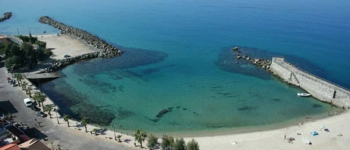 Dramma a Pizzo, ha un malore in mare mentre fa pesca subacquea: morto 58enne