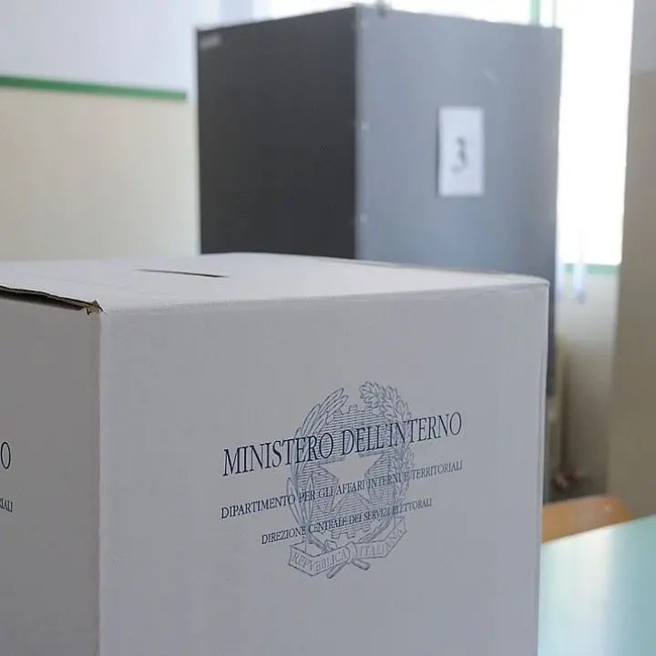 Elezioni, la posta in palio in Calabria: referendum su Occhiuto, ma il M5s è la grande incognita