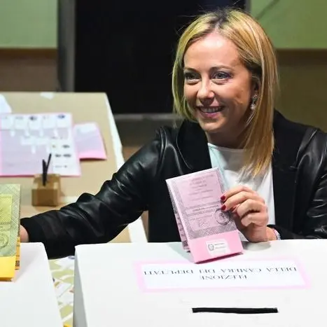 Elezioni 2022, Fratelli d’Italia primo partito: Meloni verso la vittoria e centrodestra maggioranza alla Camera e al Senato - LIVE