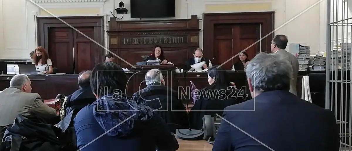 Favoreggiamento latitanza Matacena, slitta l’inizio dell’appello per Scajola ma il reato è già prescritto