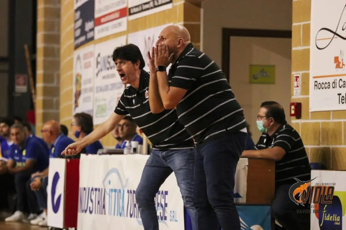 Basket: Renzi non basta alla Viola, Mestre vince 76-87 la prima gara stagionale