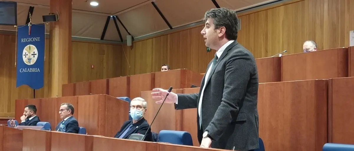 Il consigliere regionale Lo Schiavo: «La Calabria rischia di perdere 20 milioni»