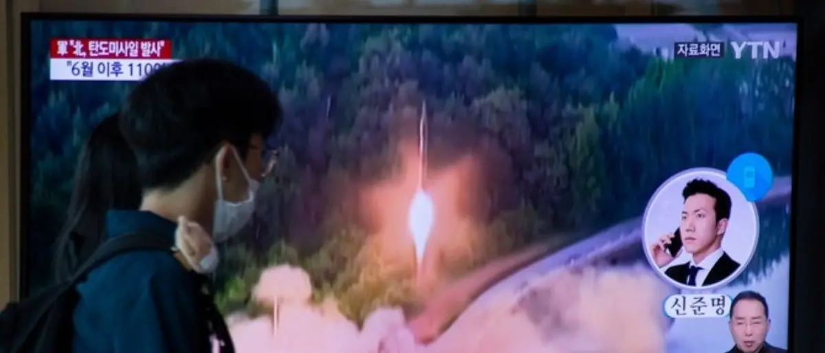 Missile lanciato dalla Corea del Nord sorvola il Giappone, Tokyo in allerta: «Comportamento violento»