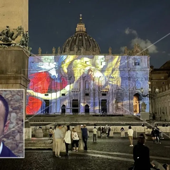 Un architetto calabrese proietta sulla basilica di San Pietro a Roma la vita del santo