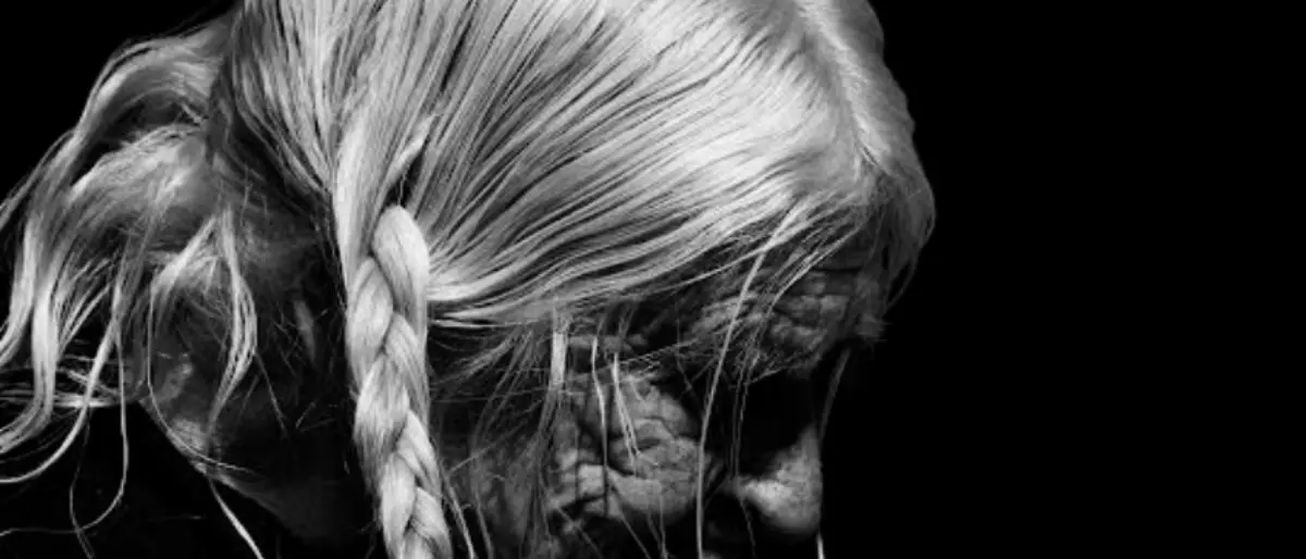 A Cosenza gli scatti di Raffaele Montepaone per raccontare la forza e la bellezza dei centenari calabresi