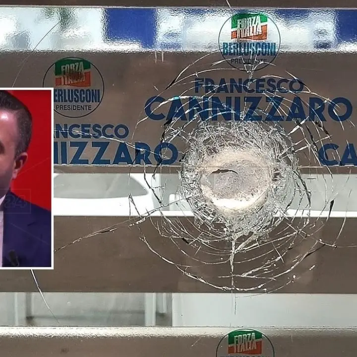 Spari dal monopattino contro la segreteria di Cannizzaro: il caso passa all’Antimafia di Reggio Calabria
