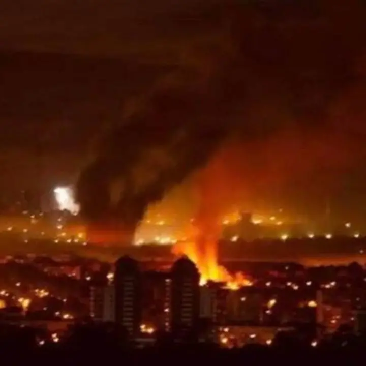 Ucraina, pioggia di missili su Zaporizhzhia: almeno 17 morti e oltre 40 feriti
