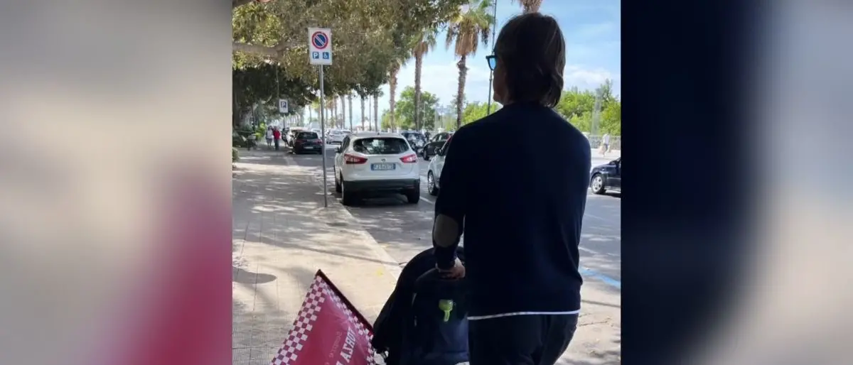 Una domenica di relax sul lungomare di Reggio Calabria per la famiglia Inzaghi dopo la vittoria del derby