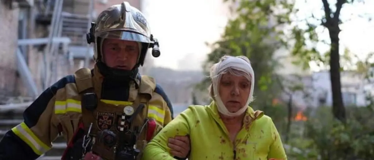 Ucraina, forti esplosioni scuotono il risveglio di Kiev, almeno 5 morti e 12 feriti