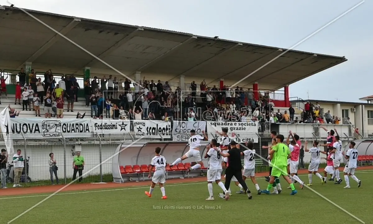 Momento felice per lo Scalea, capolista con pieno merito del torneo