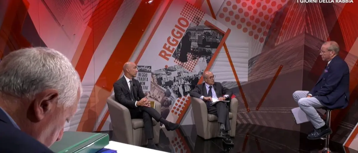 I moti di Reggio Calabria e la presunta cena romana per definire i nuovi assetti della Calabria