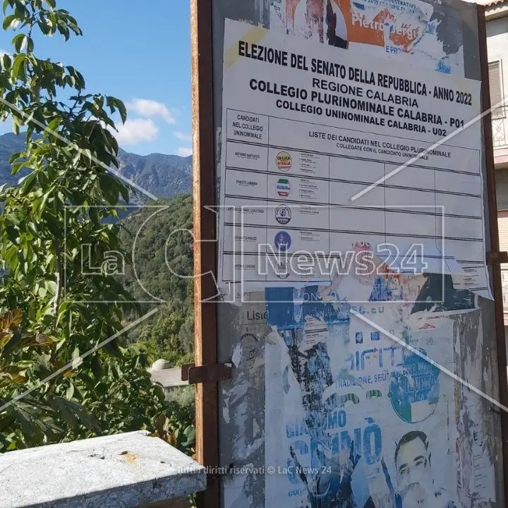 A San Luca la politica non interessa più neppure ai politici: viaggio nel comune del record nazionale di astensione
