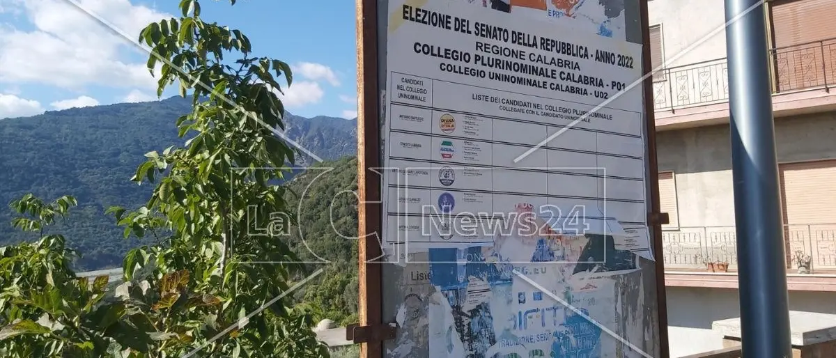 A San Luca la politica non interessa più neppure ai politici: viaggio nel comune del record nazionale di astensione