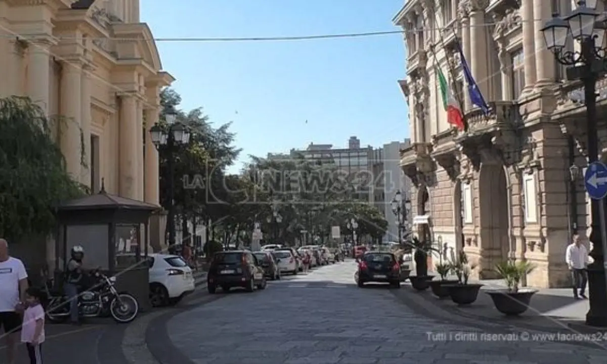 Catanzaro, da sabato isola pedonale in centro: attiva dalle 18 alle 20.30 con parcheggi e trasporti gratuiti