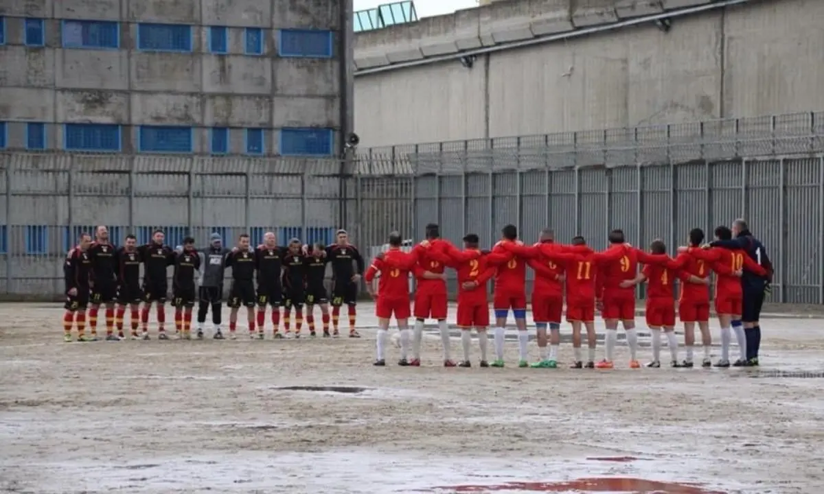 La squadra di calcio dei detenuti pronta a scendere in campo: parteciperà al campionato Amatori