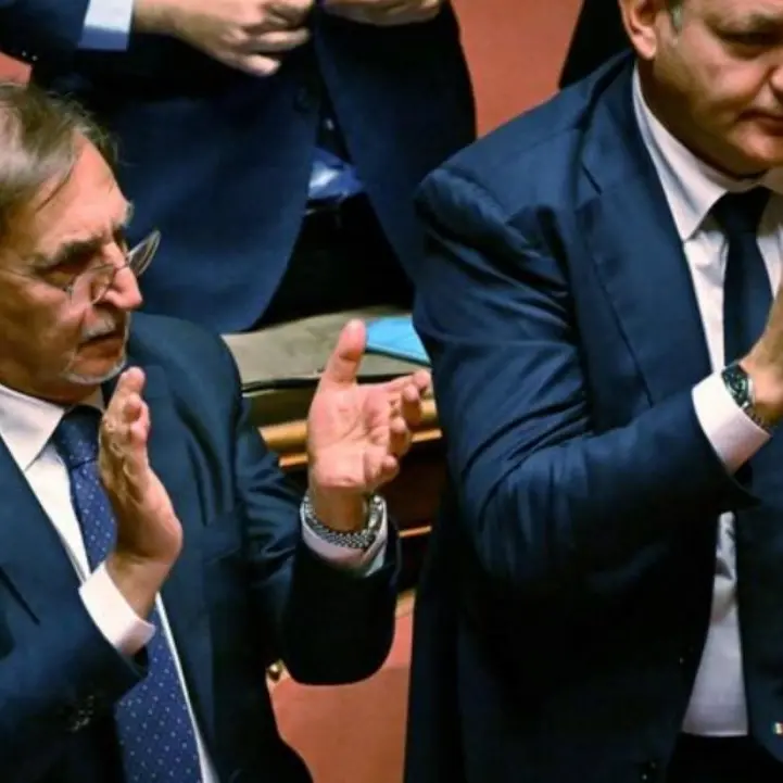 La Russa nuovo presidente del Senato senza i voti di Fi: centrodestra spaccato e sospetti di “inciucio”