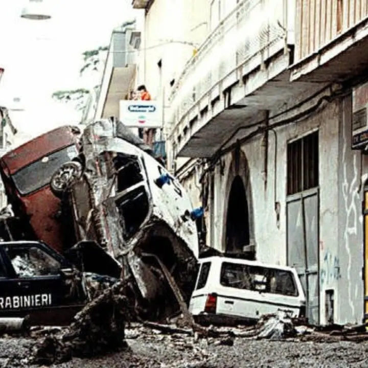 Crotone, 26 anni fa l’alluvione mortale che non ha insegnato nulla: «Memoria indispensabile per la prevenzione»