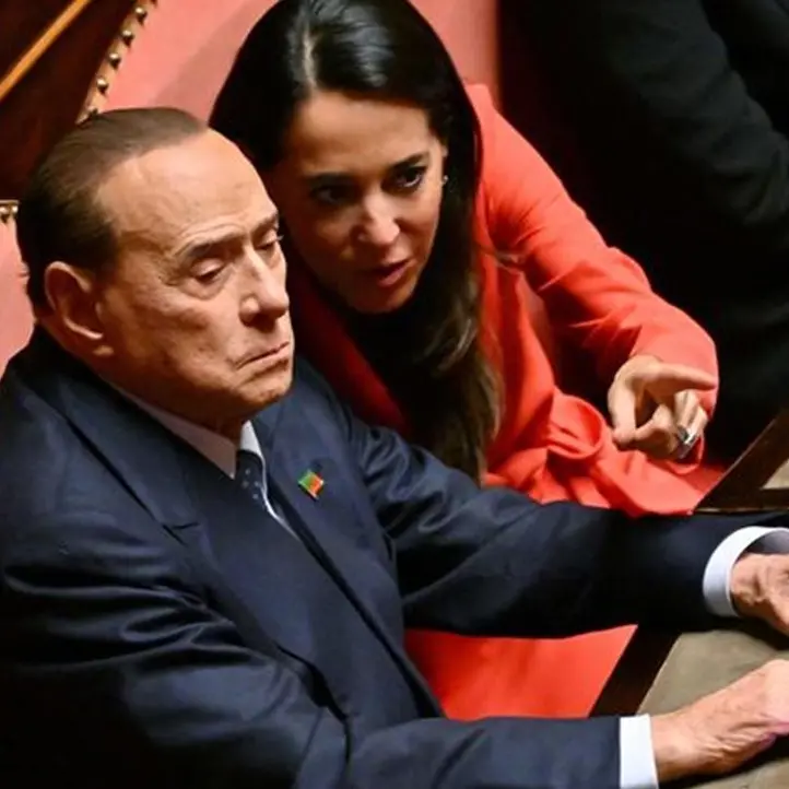 In Fi parte la diaspora dopo il passo falso di Berlusconi su La Russa: tutti contro Ronzulli