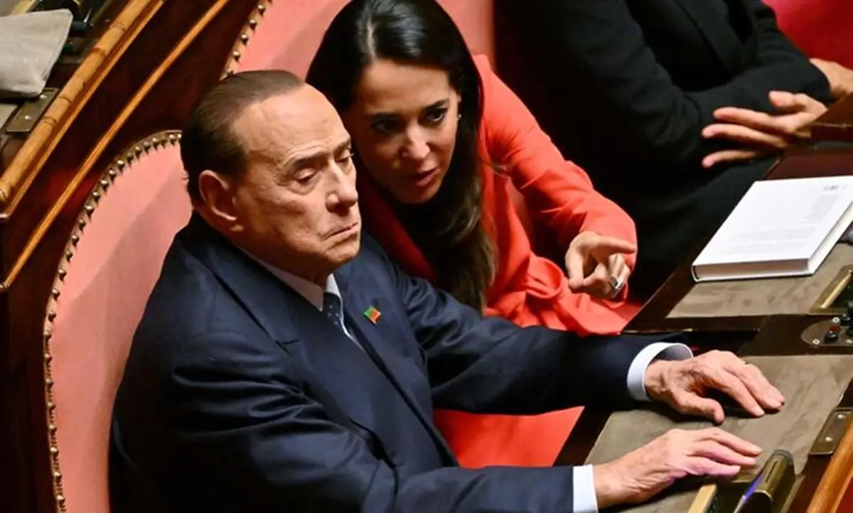 In Fi parte la diaspora dopo il passo falso di Berlusconi su La Russa: tutti contro Ronzulli