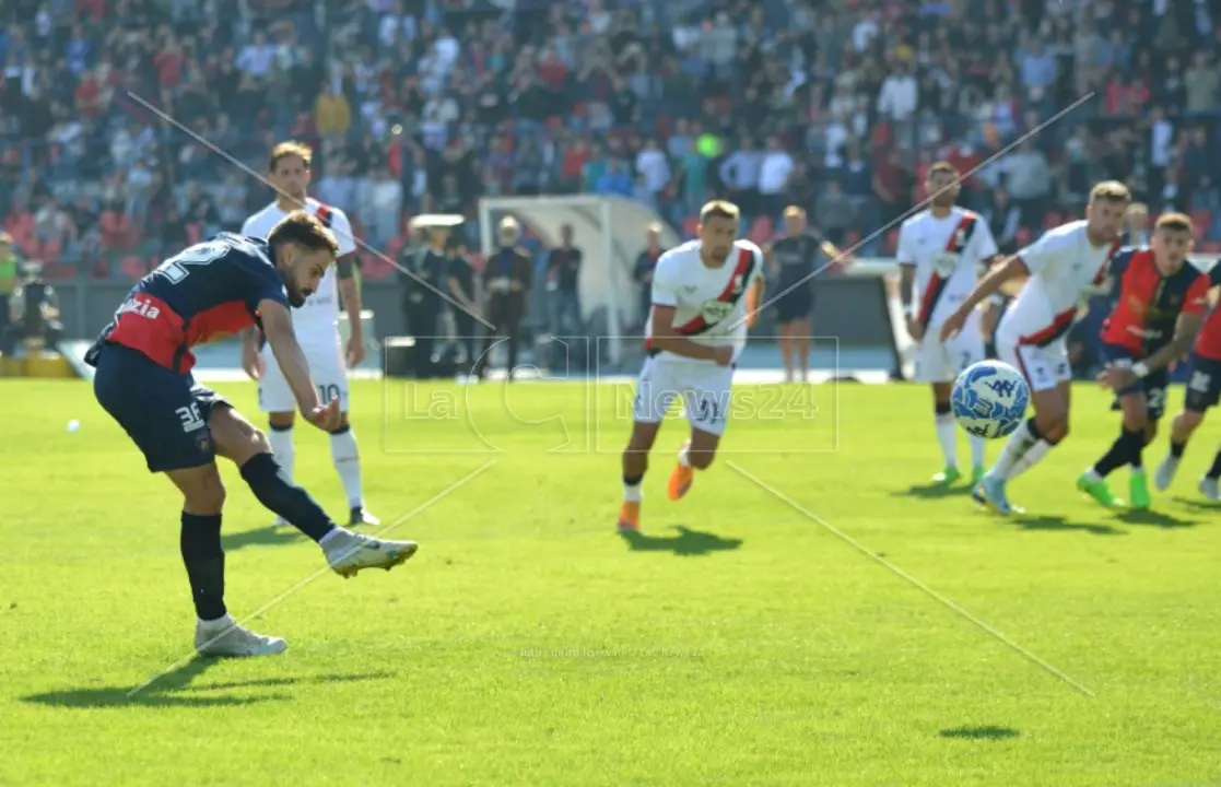 Cosenza, altro scivolone. Allo stadio Marulla fa festa il Genoa