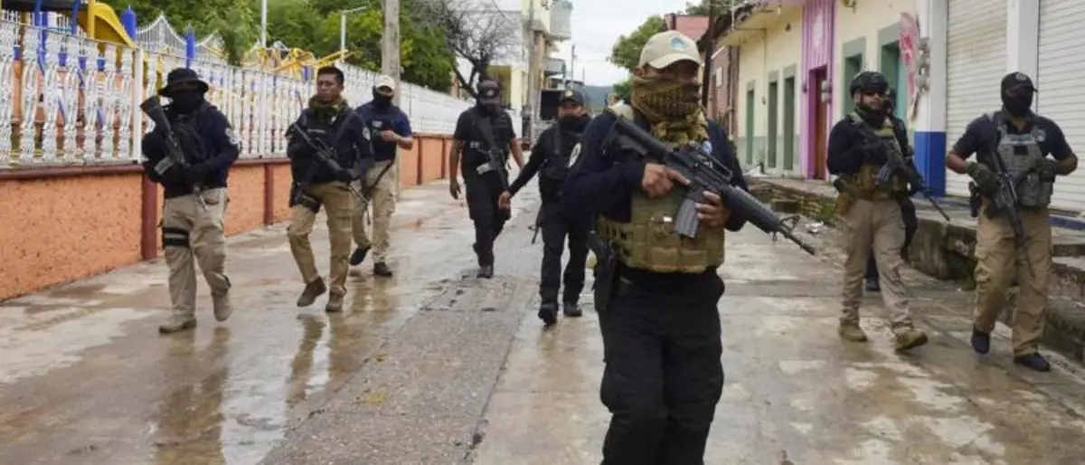 Strage in Messico, attacco armato all’interno di un bar: almeno 12 morti e 3 feriti