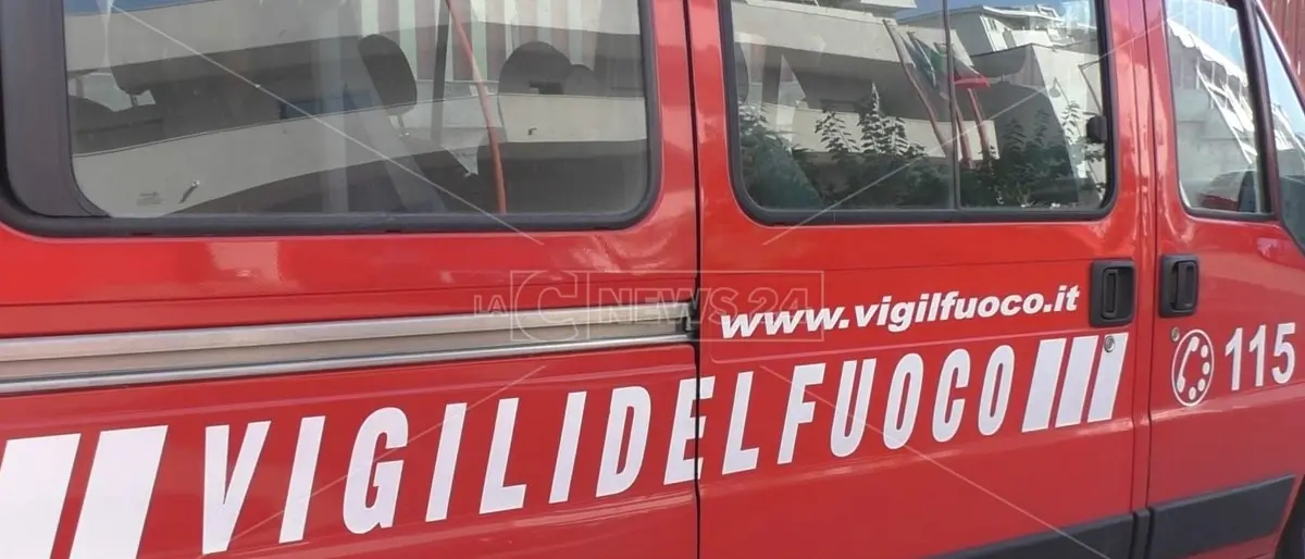 Orrore nel Vibonese, cadavere carbonizzato rinvenuto in un garage