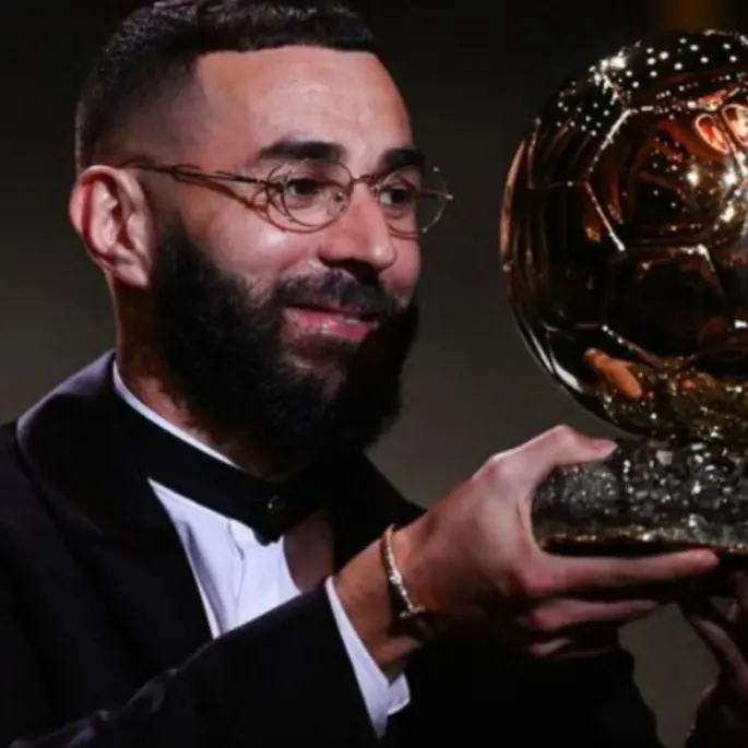 L’attaccante francese Benzema vince il Pallone d’oro: «È un sogno»