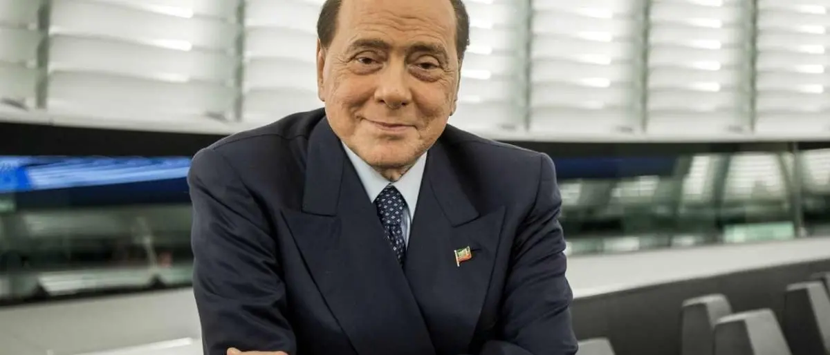 Berlusconi in un audio: «Ho ripreso i rapporti con Putin, mi ha inviato la vodka e una lettera dolcissima»