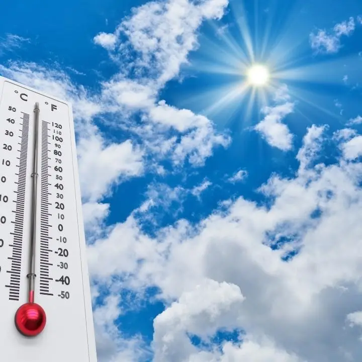 Caldo e temperature fino a 31 gradi, in Calabria torna l’estate nel fine settimana: le previsioni
