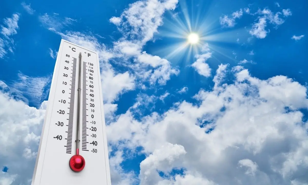 Caldo e temperature fino a 31 gradi, in Calabria torna l’estate nel fine settimana: le previsioni