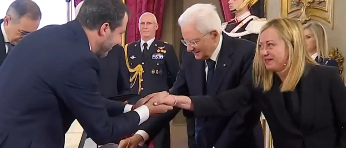 Il governo Meloni ha giurato nelle mani del Presidente della Repubblica