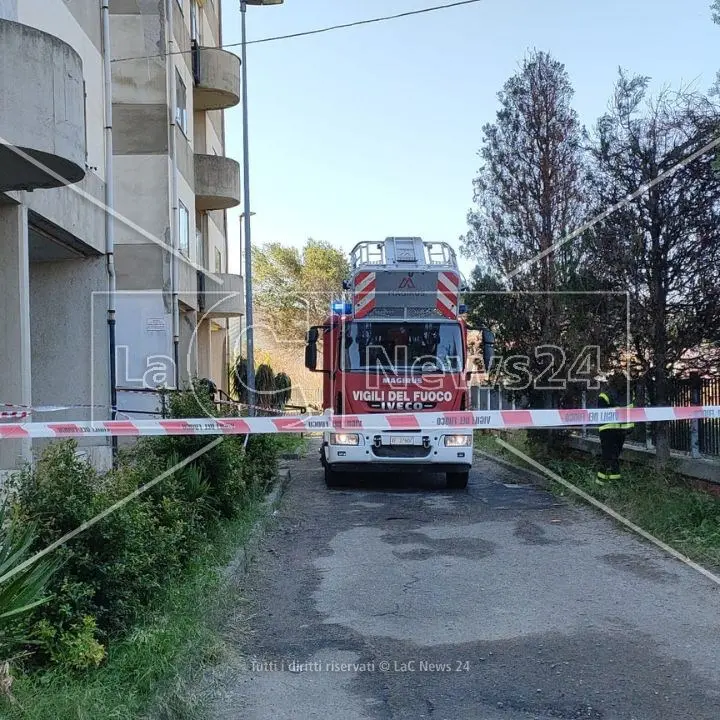 Incendio Catanzaro: la morte dei 3 giovani consumata in un quartiere ghetto tra degrado, povertà e criminalità