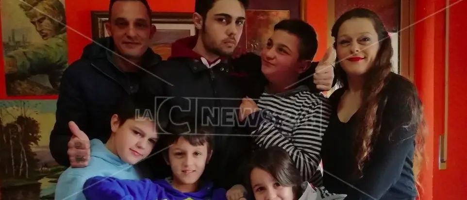 Incendio a Catanzaro, la casa in cui sono morti tre ragazzi assegnata dopo aver subito un’occupazione abusiva