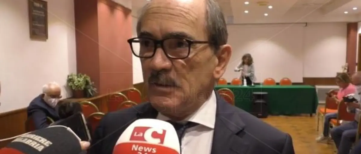 Giustizia e nuovo governo al meeting del M5s, De Raho: «Staremo attenti su separazioni delle carriere»