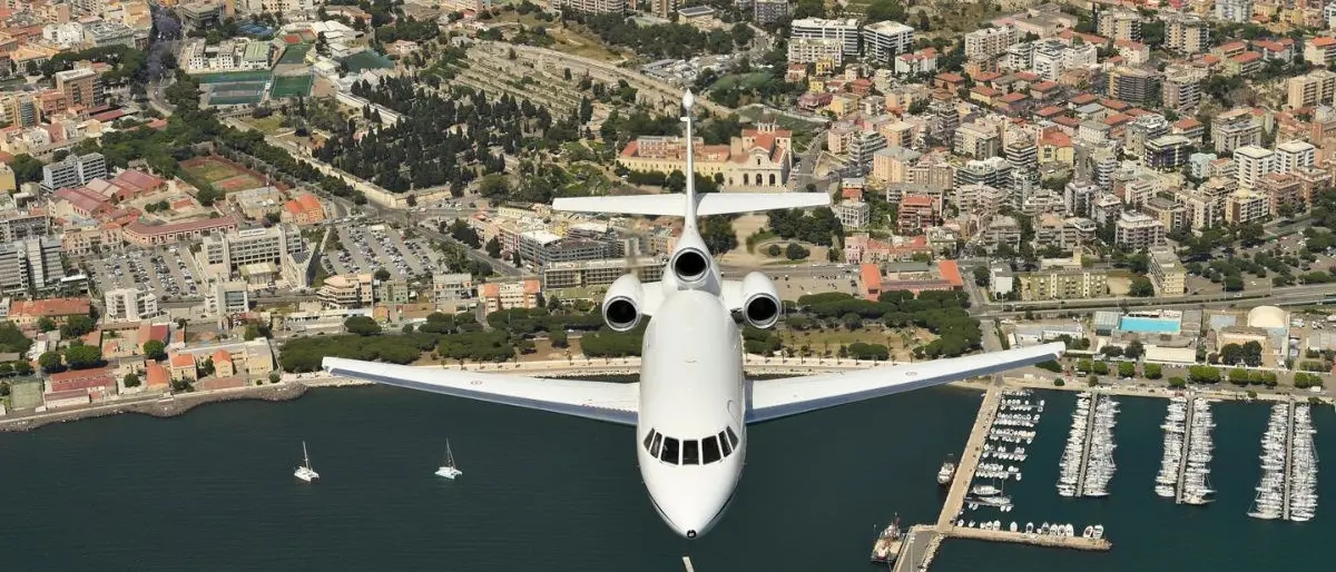 Volo salva vita da Lamezia Terme a Firenze, 17enne trasportata d’urgenza con un aereo militare