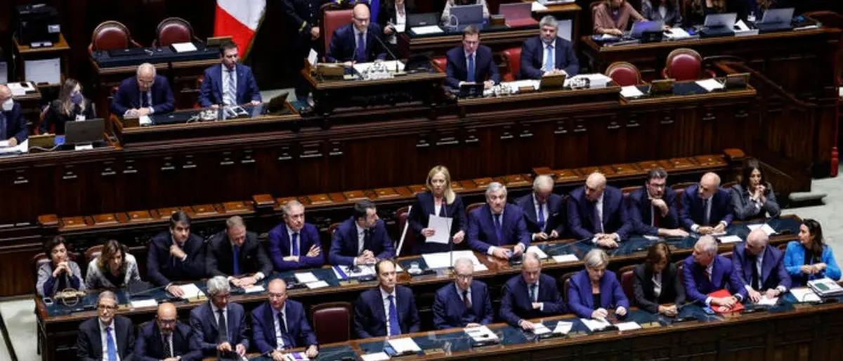 Governo Meloni: il centrodestra calabrese vota la fiducia, Pd e M5s fanno muro
