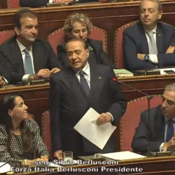 Berlusconi si allinea ma rivendica la paternità del centrodestra: «L’ho creato io»