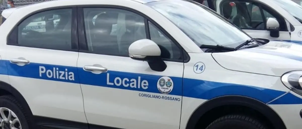 Corigliano Rossano, investe pedone con l’auto e scappa: fermato presunto pirata della strada