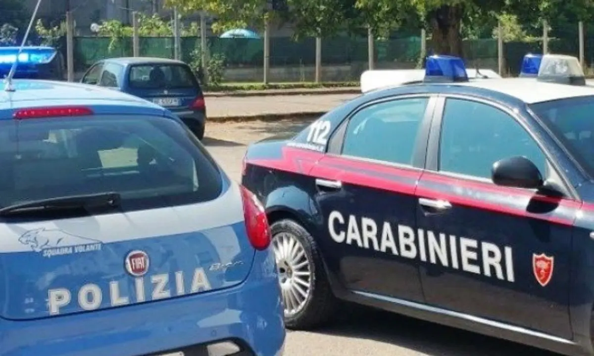 Recuperate 13 auto rubate in provincia di Torino: arrestato un uomo del Reggino per riciclaggio