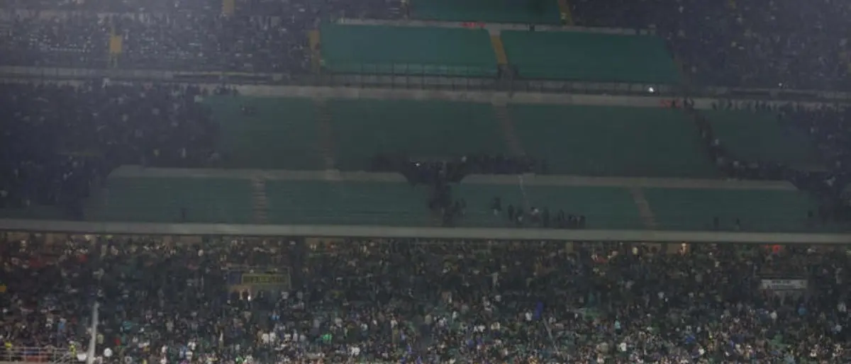 La testimonianza di un calabrese tifoso dell’Inter: «Con moglie e figlio costretti a lasciare San Siro»