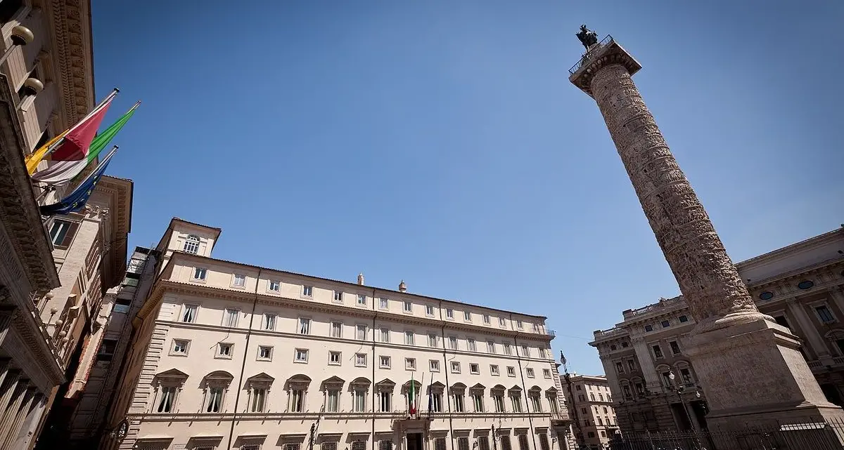 Dichiarato lo stato di emergenza nazionale per Calabria, Sicilia e Sardegna: via libera ai primi 100 milioni dopo il ciclone Harry\n