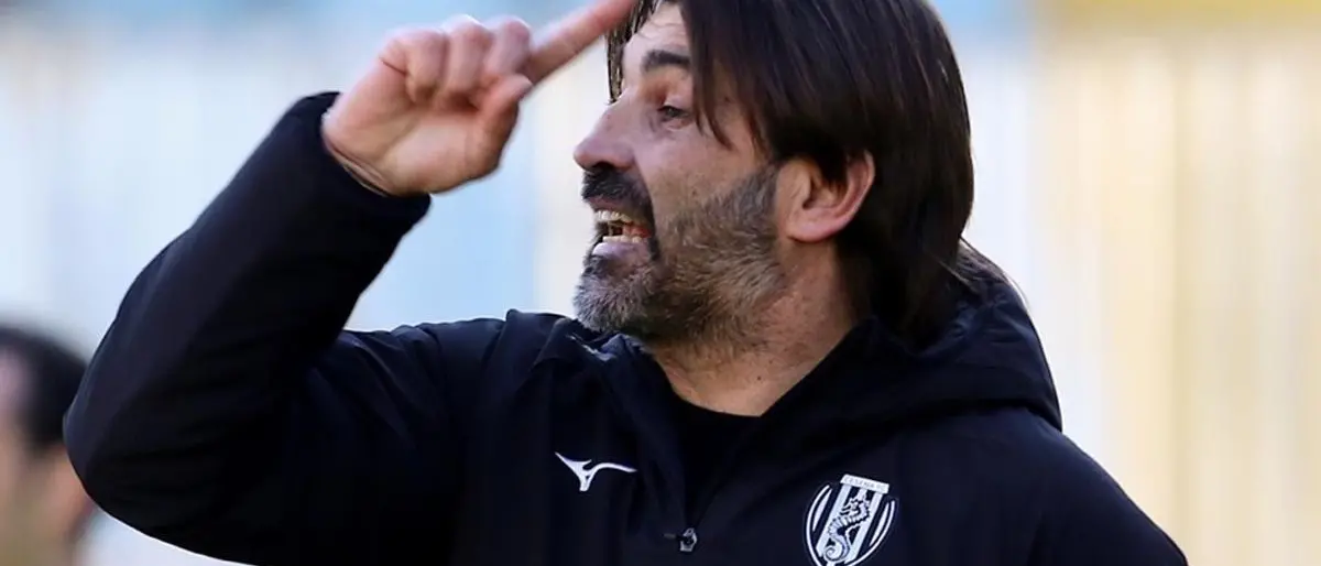 Cosenza, Viali in pole su Vanoli per il dopo Dionigi sulla panchina dei Lupi