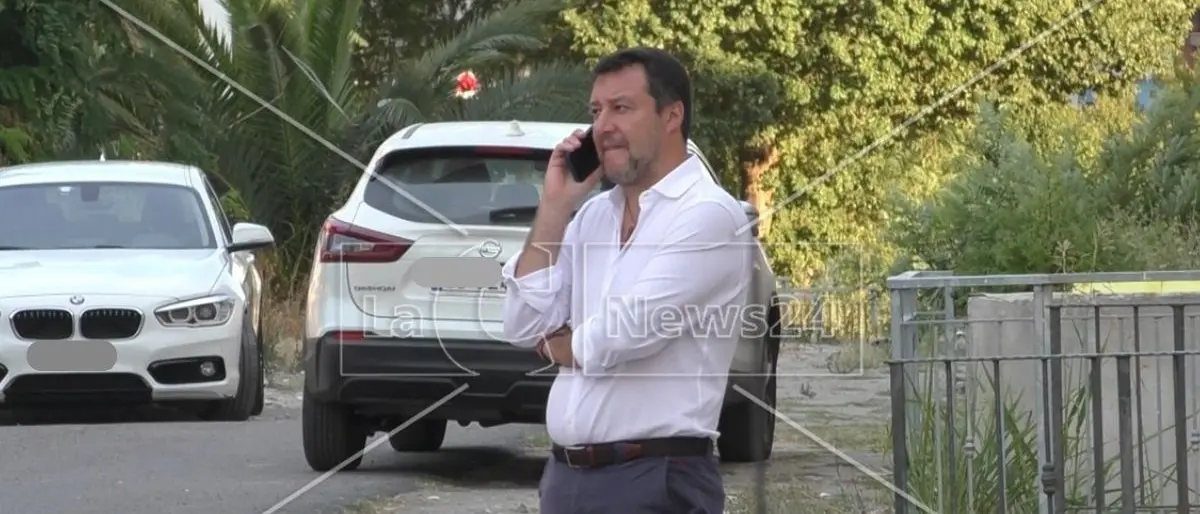 Ponte sullo Stretto, Salvini incontra gli ingegneri: «Piena condivisione sul progetto»