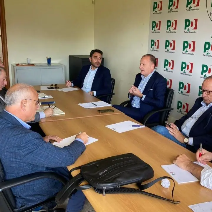 Il Pd incontra Cgil, Cisl e Uil: «Occhiuto non si confronta, ma le soluzioni vengono dalla concertazione»