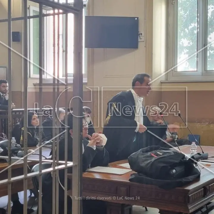 Processo Miramare, il legale di Falcomatà: «Accanimento accusatorio da parte della procura di Reggio»