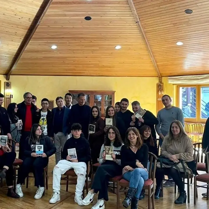 San Giovanni in Fiore, cinquecento libri di Rubbettino per gli allievi dell’istituto alberghiero