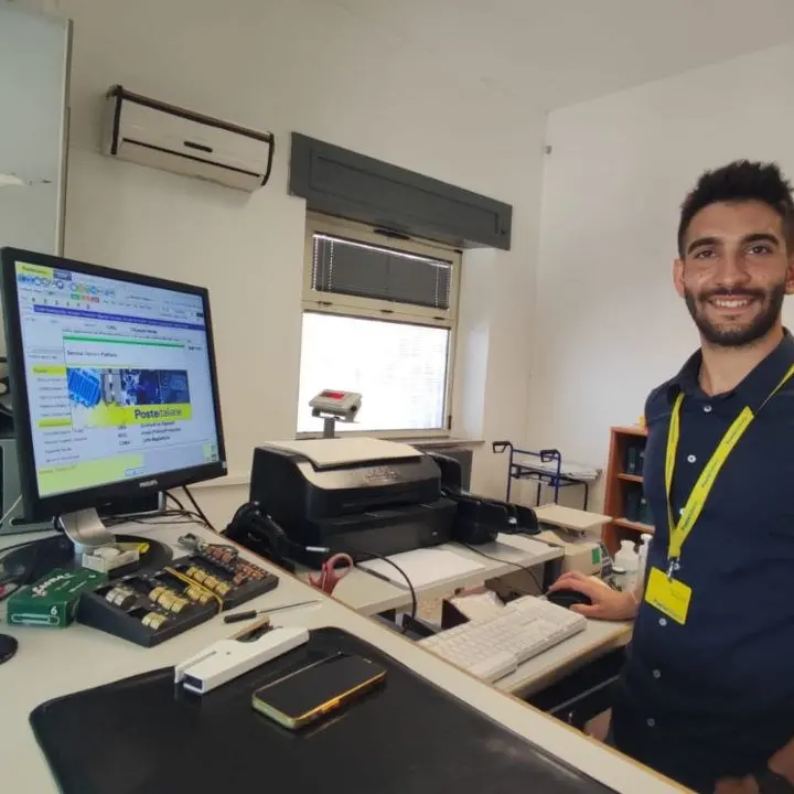 Direttore di un ufficio postale nel Vibonese a soli 23 anni: «La mia vita è cambiata in poco tempo»